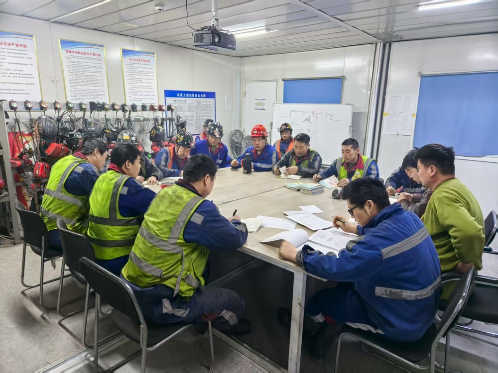 陜煤建設(shè)洗選煤運(yùn)營公司第二項(xiàng)目部：春啟攻堅(jiān)   按下開局“快進(jìn)鍵”