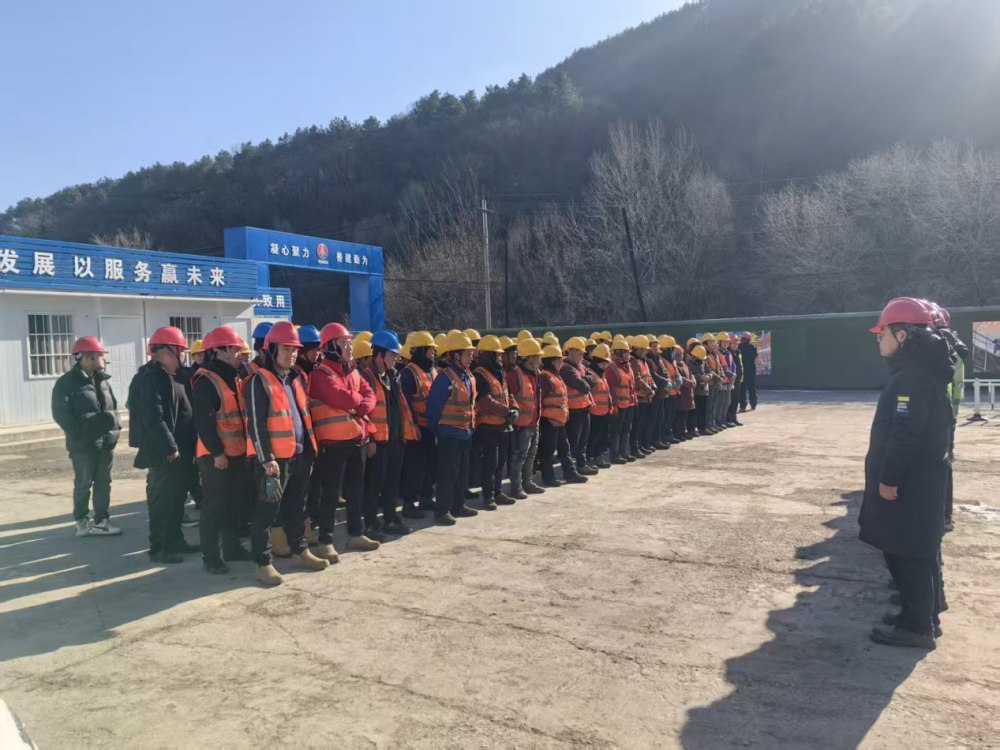 奮進(jìn)正當(dāng)時(shí)！陜煤建設(shè)銅煤公司全力沖刺首季“開(kāi)門(mén)紅”